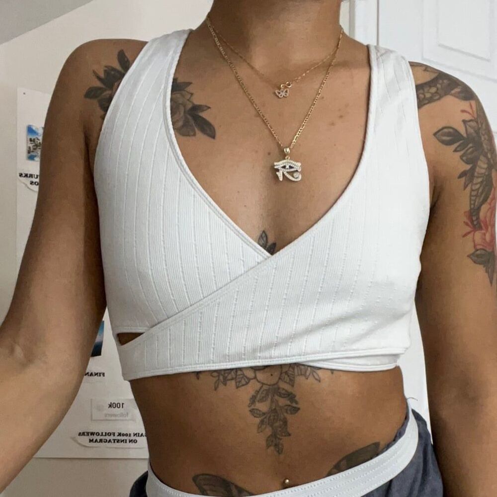 Forever 21 sz:m Cross White crop top